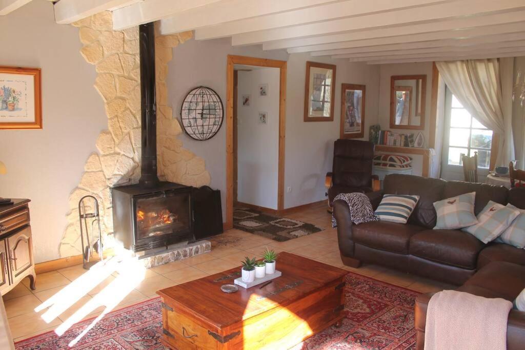 Вилла Le Miette, Family House Sleeps 6 La Celle-sous-Gouzon Экстерьер фото
