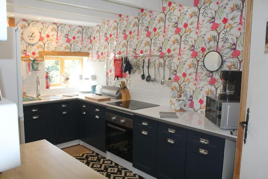 Вилла Le Miette, Family House Sleeps 6 La Celle-sous-Gouzon Экстерьер фото