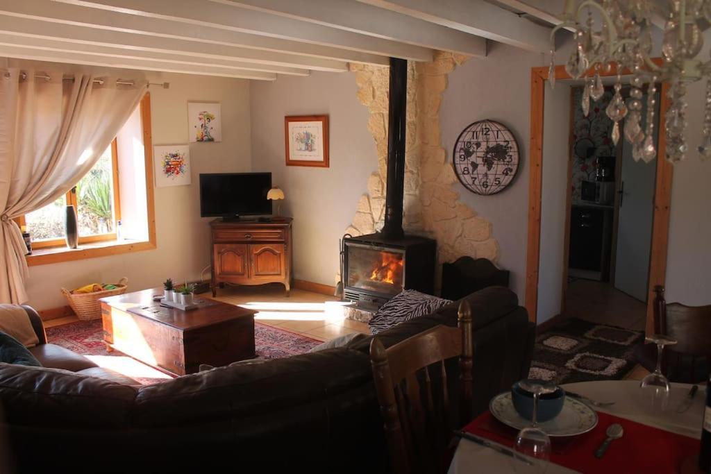 Вилла Le Miette, Family House Sleeps 6 La Celle-sous-Gouzon Экстерьер фото